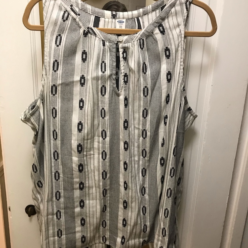 Pattern trapeze tank - Picture 2 of 3